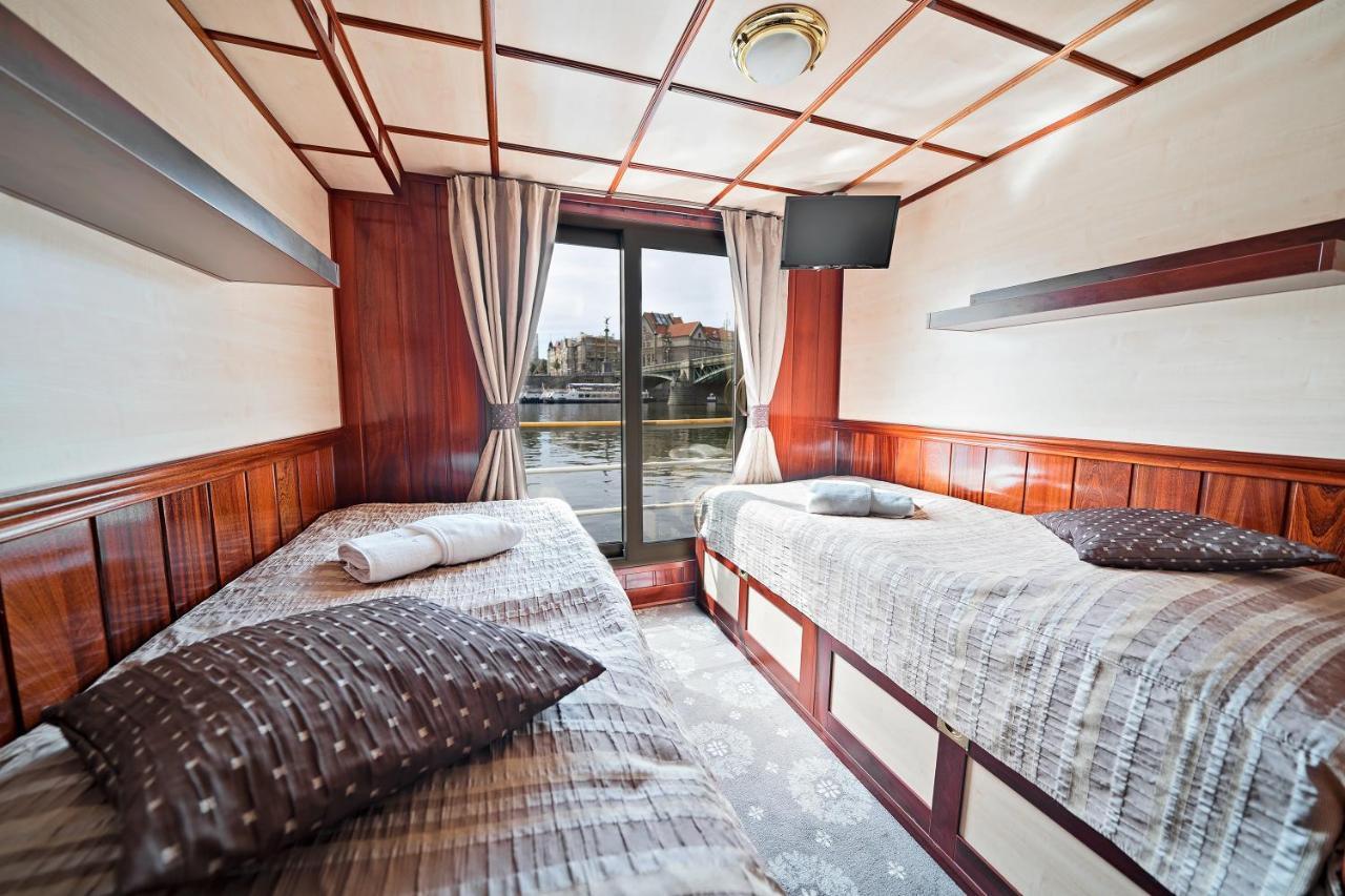 Florentina Boat ลิโตเมริเซ ภายนอก รูปภาพ