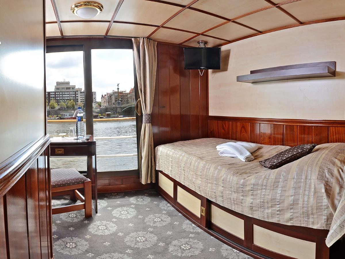 Florentina Boat ลิโตเมริเซ ภายนอก รูปภาพ